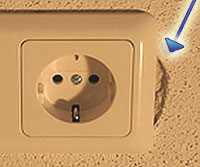 Der Fingerdeckel / Unterputz Dosendeckel spart durch seine einfache Handhabung Zeit & Geld. Kein Nachbessern mehr von Bruchstellen beim Einbau von Elektro Unterputzdosen mehr