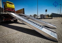 Aluminium Auffahrrampen L: 3500, B: 480 , Traglast bis 8.500 Kg